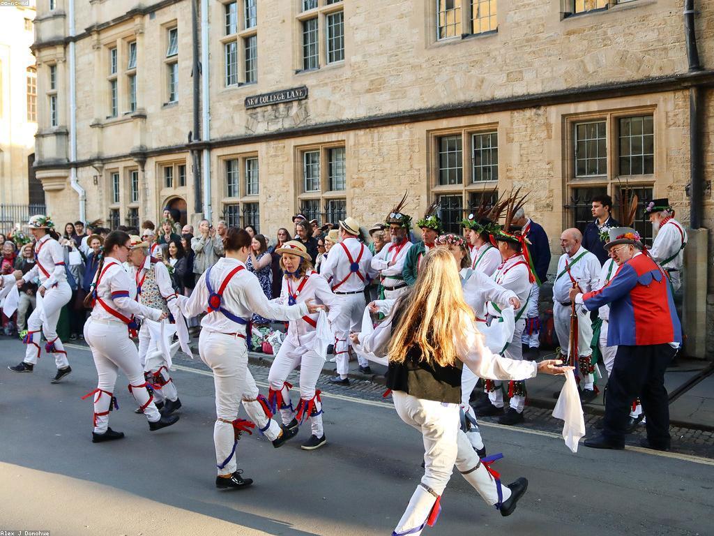 សារៈសំខាន់នៃមីសាទក្នុងវប្បធម៌ខ្មែរ